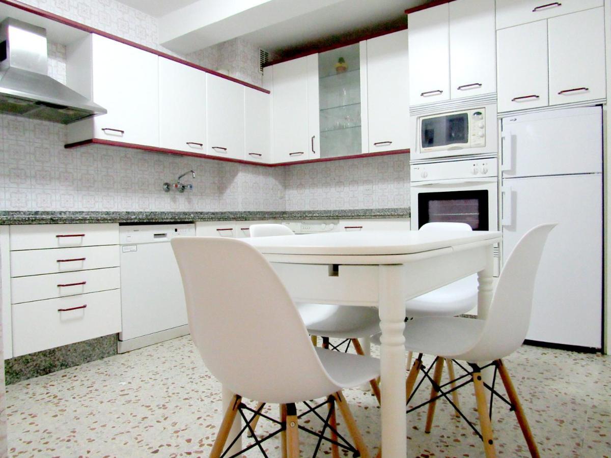 Apartmán Www Parques De La Catedral Travel Com Parking Privado Gratis León Exteriér fotografie